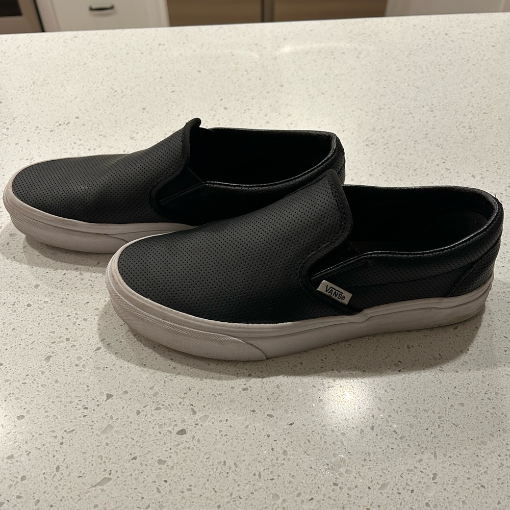 Woman’s Asher Slip on Vans size 8 great condition!